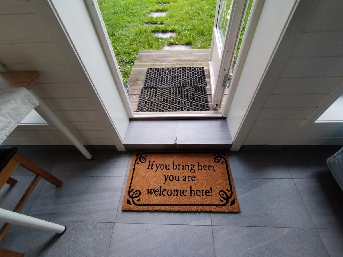 Guest House In The Garden Hokksund ภายนอก รูปภาพ