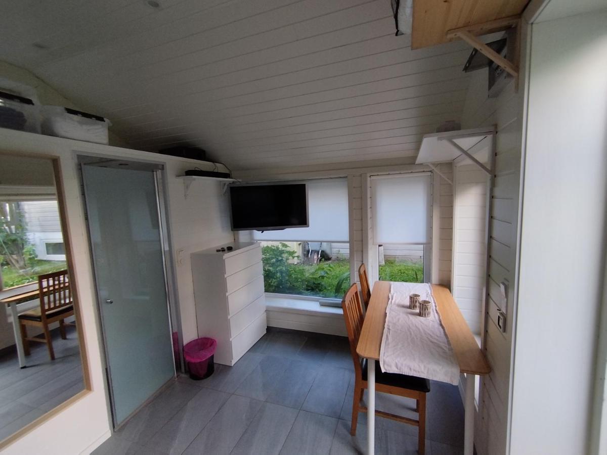 Guest House In The Garden Hokksund ภายนอก รูปภาพ